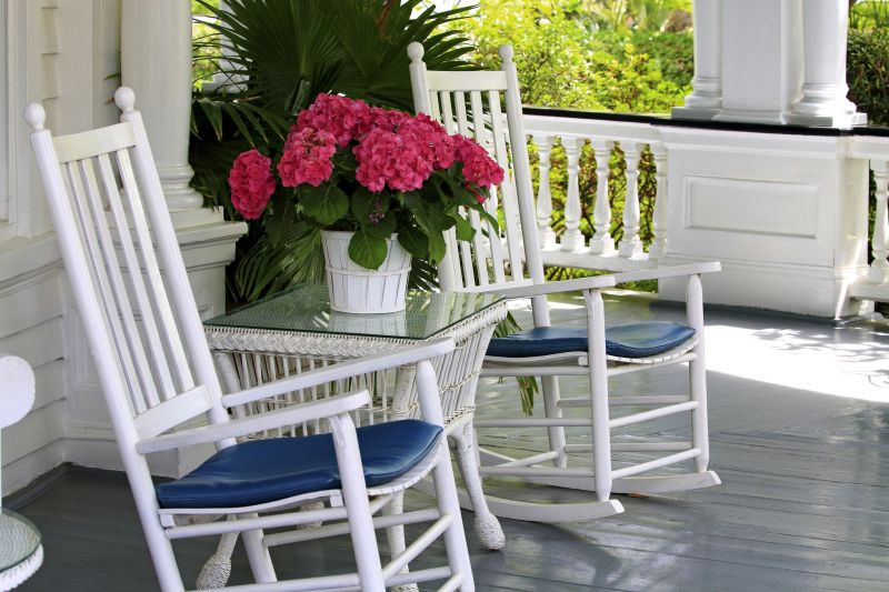Rocking Chair Painting in Waco, TX